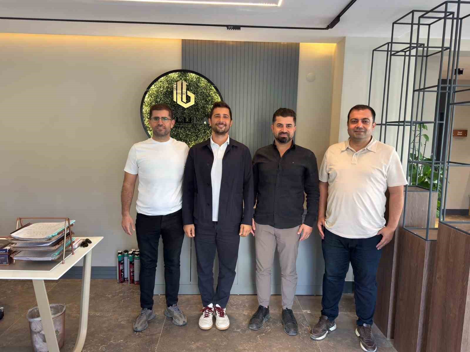 AYDIN SANAYİ ODASI (AYSO), İNCİRDE AFLATOKSİN RİSKİNİN AZALTILMASI VE ÜRÜN KALİTESİNİN ARTIRILMASINA KATKI SAĞLAMAK AMACIYLA TEMİN ETTİĞİ UV-A CİHAZLARINI, İNCİR İHRACATÇISI ÜYELERE DAĞITMAYA BAŞLADI.