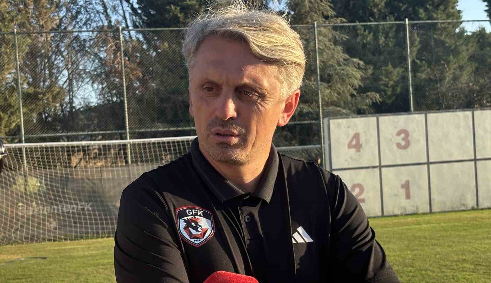 GAZİANTEP FK TEKNİK DİREKTÖRÜ ORHAN AK