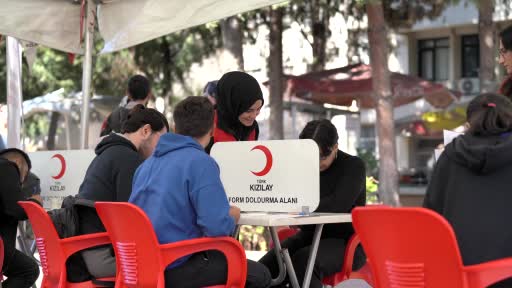 Kök hücrede umut büyüyor: Kızılay’ın bağışçı havuzu 1,2 milyonu aştı