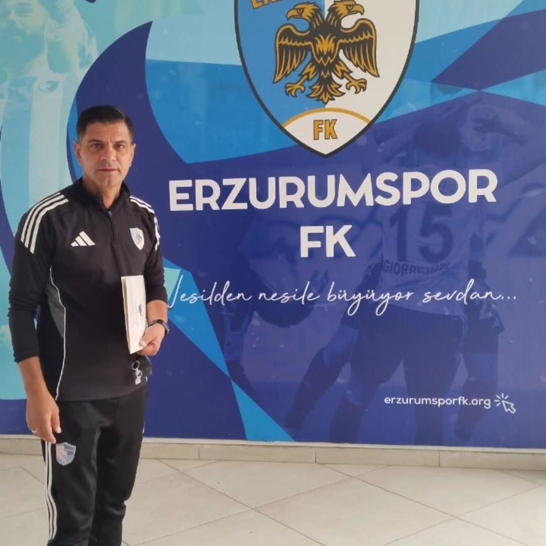 ERZURUMSPOR’DA ERSİN ŞEN VE YUNUS EMRE ÖZTÜRK’TEN SONRA SELÇUK ATEŞ DE YUVAYA DÖNDÜ. DADAŞLARIN ESKİ FUTBOLCUSU, BUNDAN BÖYLE U13 TAKIMININ TEKNİK PATRONU OLARAK GÖREV YAPACAK.
