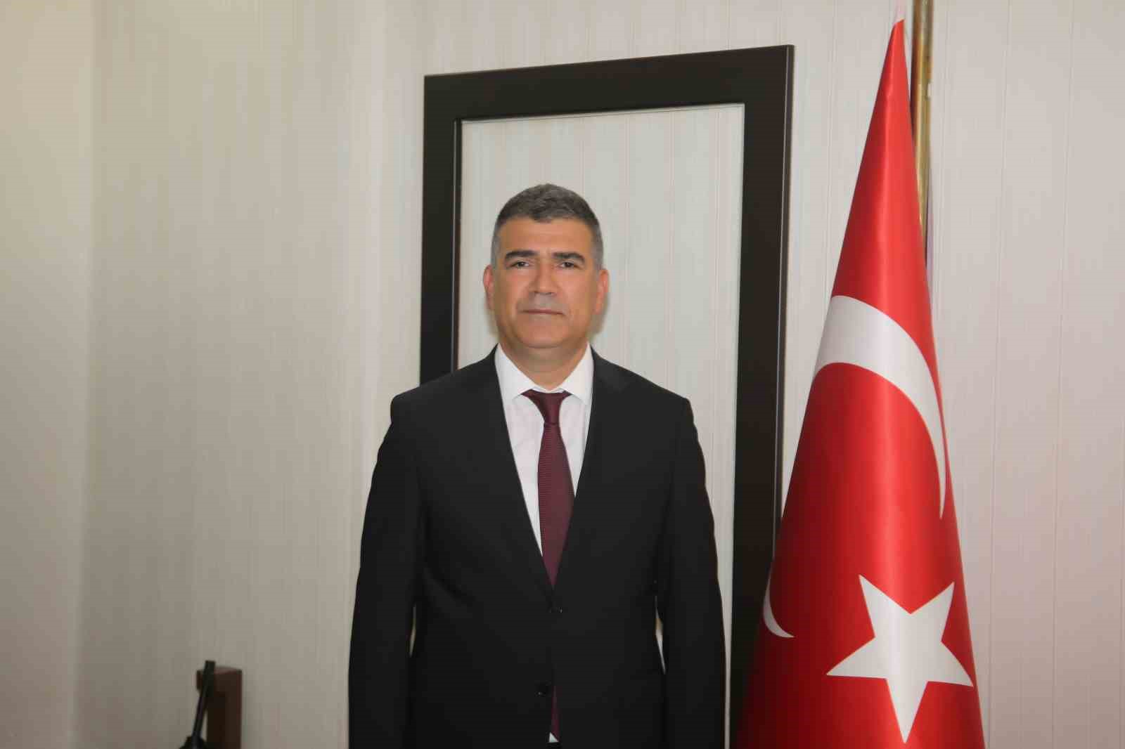 KARARNAMEYLE BURDUR İL EMNİYET MÜDÜRLÜĞÜ GÖREVİ SONA EREN AHMET KURT, EMNİYET GENEL MÜDÜRLÜĞÜ EMRİNE ATANDI