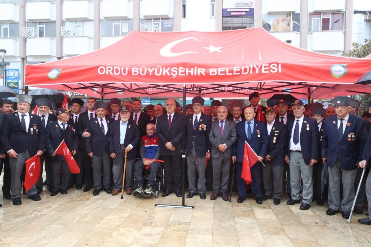 GAZİLER VE PROTOKOL ÜYELERİ