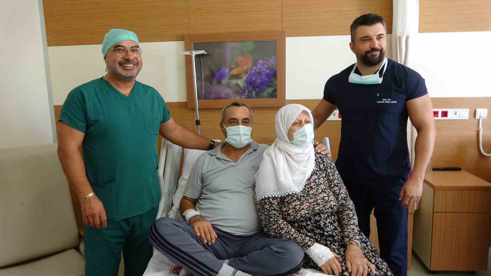ÇANAKKALE’DE TRAFİK KAZASINDA HAYATINI KAYBEDEN 20 YAŞINDAKİ GENCİN İKİ BÖBREĞİ YILLARDIR NAKİL BEKLEYEN 2 HASTAYA HAYAT OLDU.