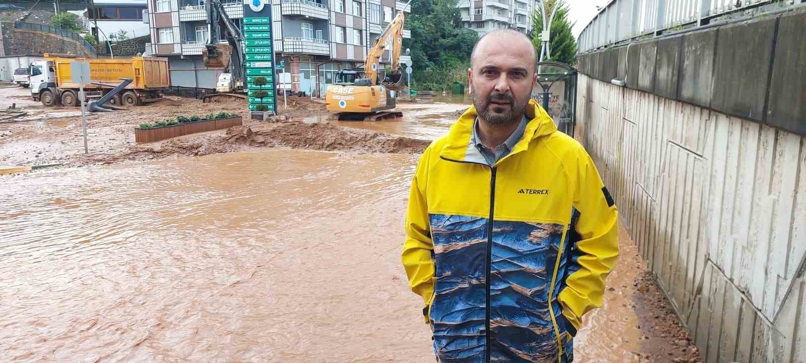 İYİDERE BELEDİYE BAŞKANI SAFFET METE,