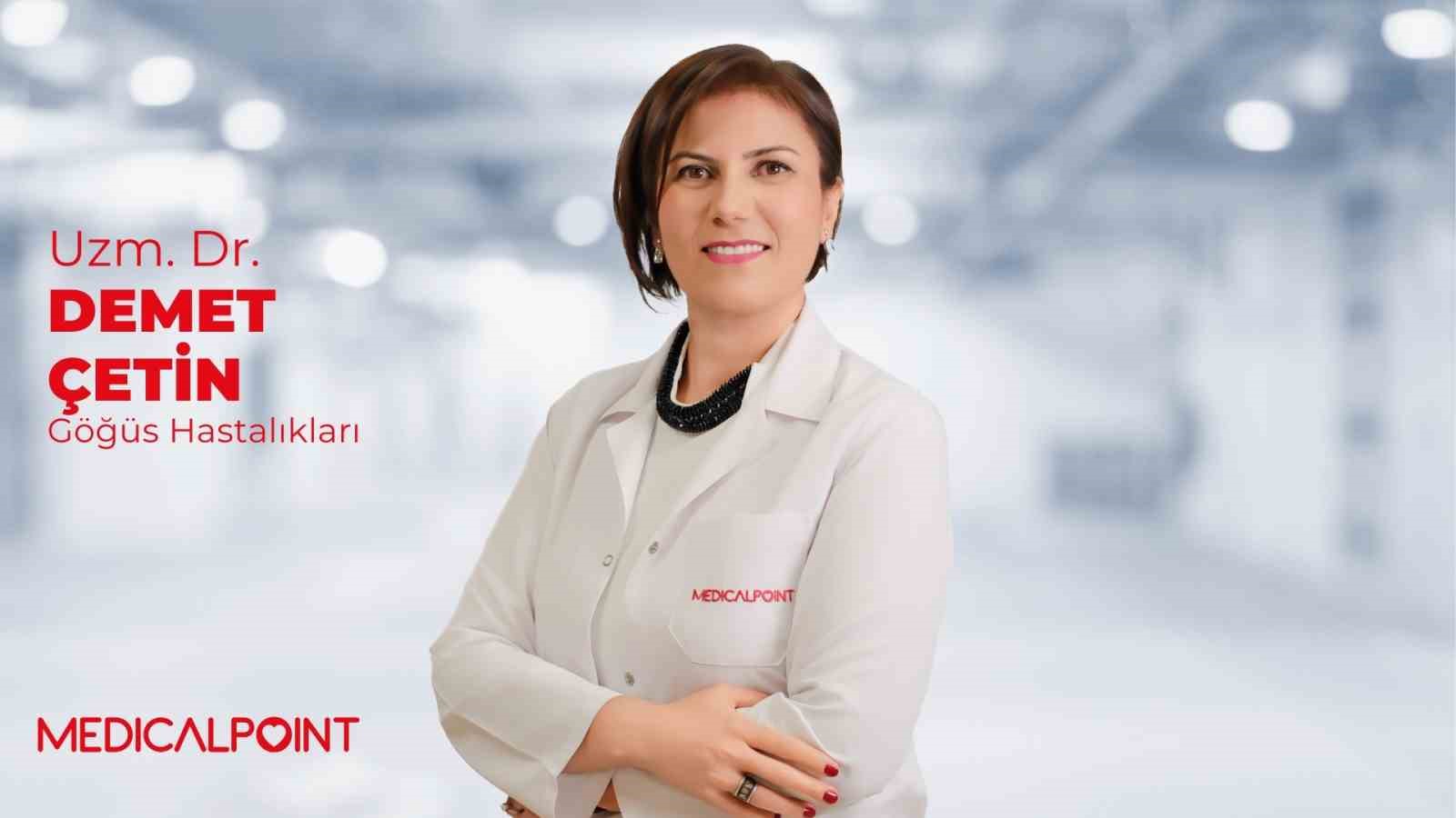 MEDİCAL POİNT GAZİANTEP HASTANESİ GÖĞÜS HASTALIKLARI UZM. DR. DEMET ÇETİN, UZUN SÜREN ÖKSÜRÜĞÜN BASİT BİR ŞİKAYET OLARAK GÖRÜLMEMESİ GEREKTİĞİNİ BELİRTEREK, ÖZELLİKLE ÜÇ HAFTADAN UZUN SÜREN ÖKSÜRÜKLERDE ALTTA YATAN NEDENİN ARAŞTIRILMASI GEREKTİĞİNİ SÖYLEDİ.