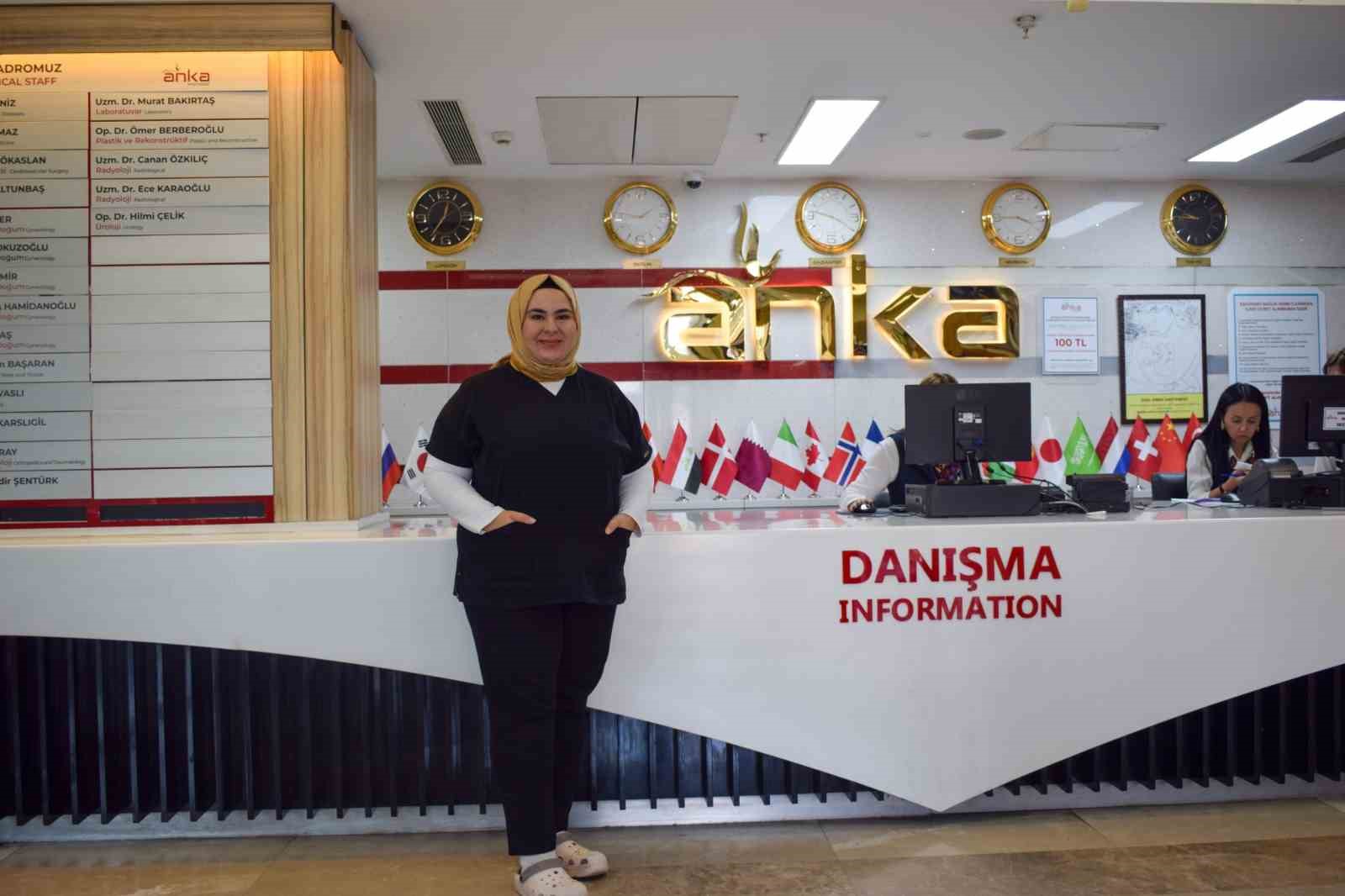 ANKA HASTANESİ’NDE PODOLOG BÜŞRA ÇELİK, UYGUN HASTALARDA UYGULANAN 3TO TEL SİSTEMİ HAKKINDA BİLGİ VEREREK, YÖNTEMİN TIRNAK ÇEKİMİ YAPILMADAN UYGULANABİLDİĞİNİ SÖYLEDİ.