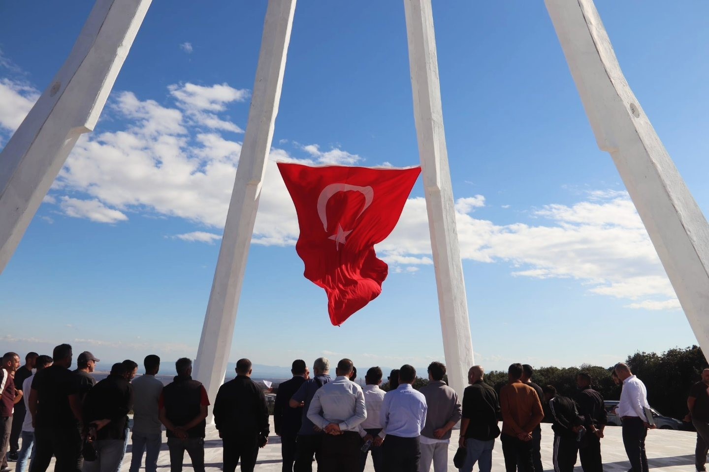 BANDIRMA DENETİMLİ SERBESTLİK MÜDÜRLÜĞÜNDEN SON KURŞUN ANITI’NA ANLAMLI ZİYARET