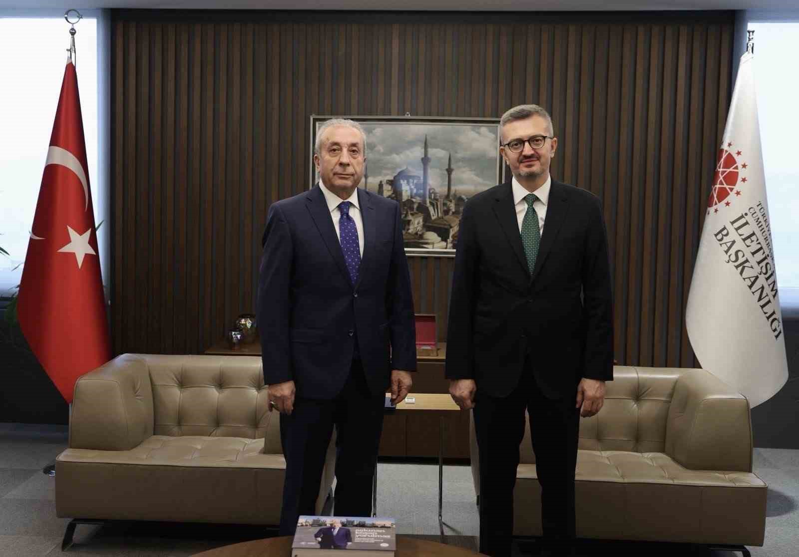 İLETİŞİM BAŞKANI BURHANETTİN DURAN(SAĞDA), BİRLEŞMİŞ MİLLETLER GIDA VE TARIM ÖRGÜTÜ (FAO) GENEL DİREKTÖRLÜĞÜNE TÜRKİYE TARAFINDAN ADAY GÖSTERİLEN MEHDİ EKER İLE BİR ARAYA GELDİ.