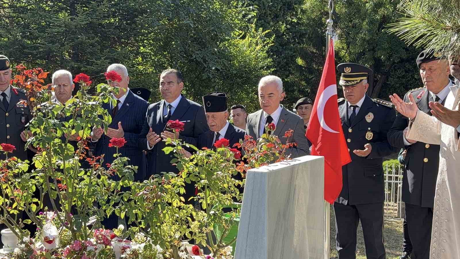 KIRKLARELİ’NDE 19 EYLÜL GAZİLER GÜNÜ DÜZENLENEN ÇEŞİTLİ ETKİNLİKLER VE TÖRENLE ANILDI.