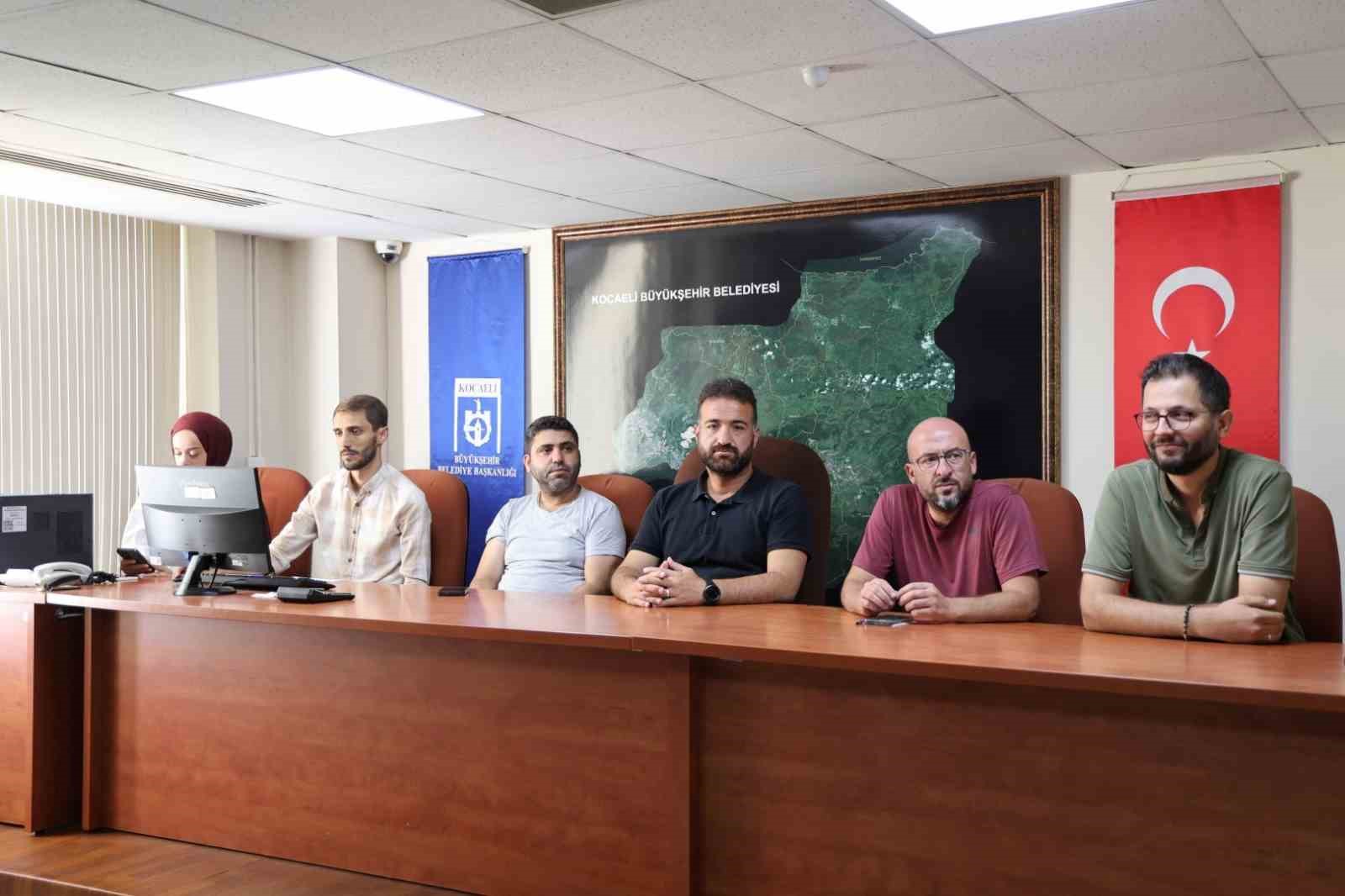 İZMİT SANAYİ MAHALLESİ'NDE HAYATA GEÇİRİLECEK VİNSAN SPOR KAMPÜSÜ PROJESİ'NİN İHALESİ, 4 İSTEKLİ FİRMANIN KATILIMIYLA GERÇEKLEŞTİRİLDİ.