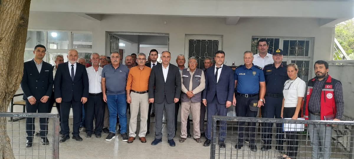 MUĞLA’NIN YATAĞAN İLÇESİNDE KAYMAKAM TURGAY İLHAN, BAKANLIĞIN KIRSAL MAHALLE ZİYARETLERİ KAPSAMINDA YEŞİLKÖY, CAZKIRLAR VE YAYLA MAHALLELERİNDE VATANDAŞLARLA BİR ARAYA GELEREK TALEP VE SORUNLARINI YERİNDE DİNLEDİ.