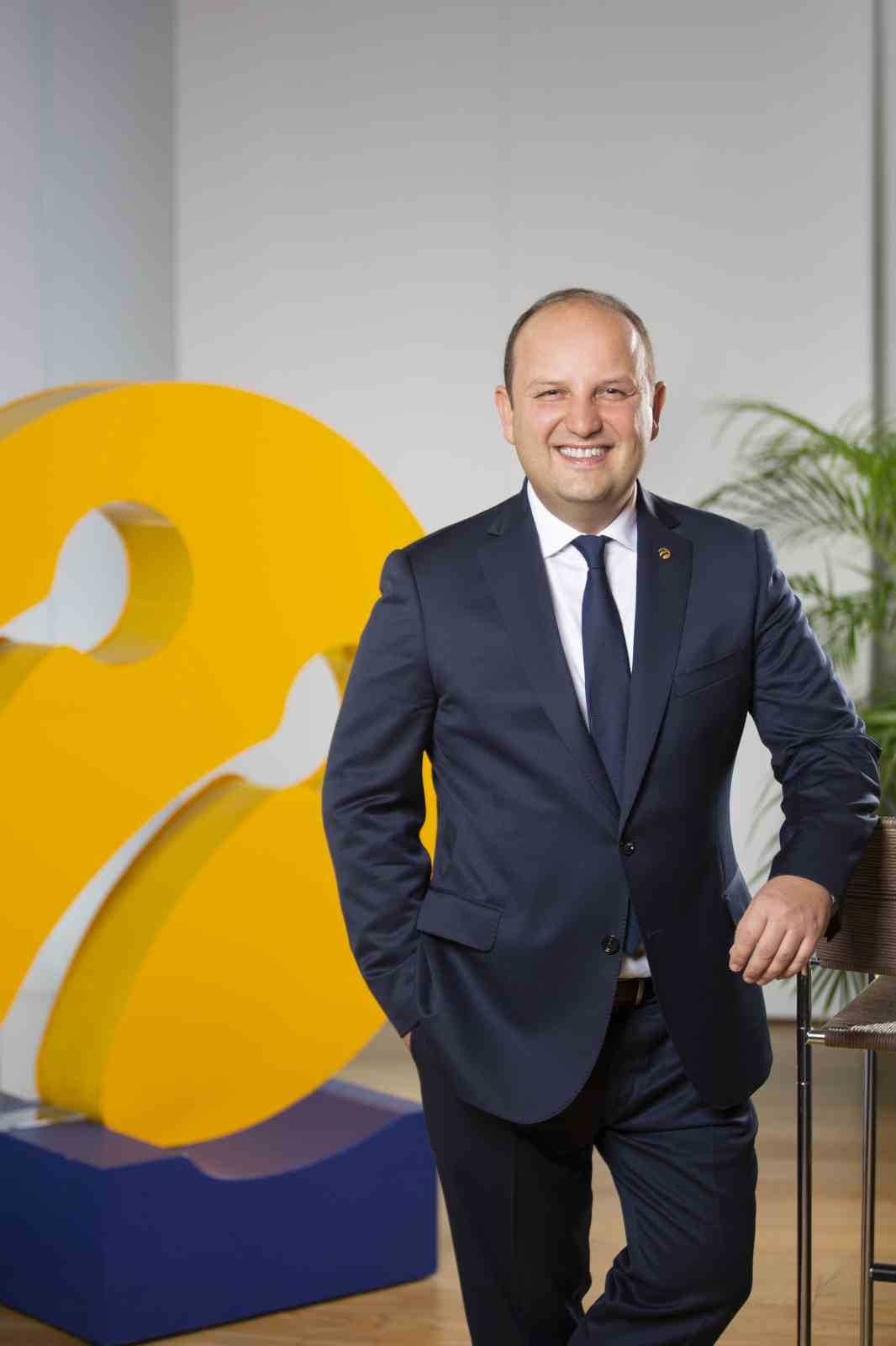 TURKCELL ŞEBEKE TEKNOLOJİLERİNDEN SORUMLU GENEL MÜDÜR YARDIMCISI PROF. DR. VEHBİ ÇAĞRI GÜNGÖR