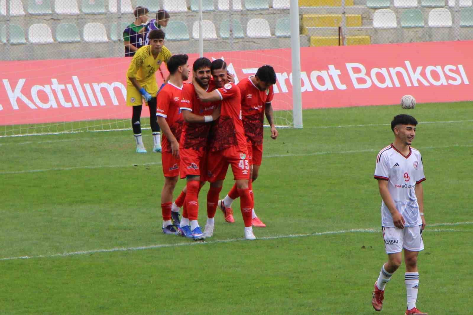 ZİRAAT TÜRKİYE KUPASI'NDA 1. TURUNDA AMASYASPOR FK SAHASINDA KARŞILAŞTIĞI ÇANKIRIGÜCÜ'NÜ 10-0'LIK SKORLA MAĞLUP ETTİ.