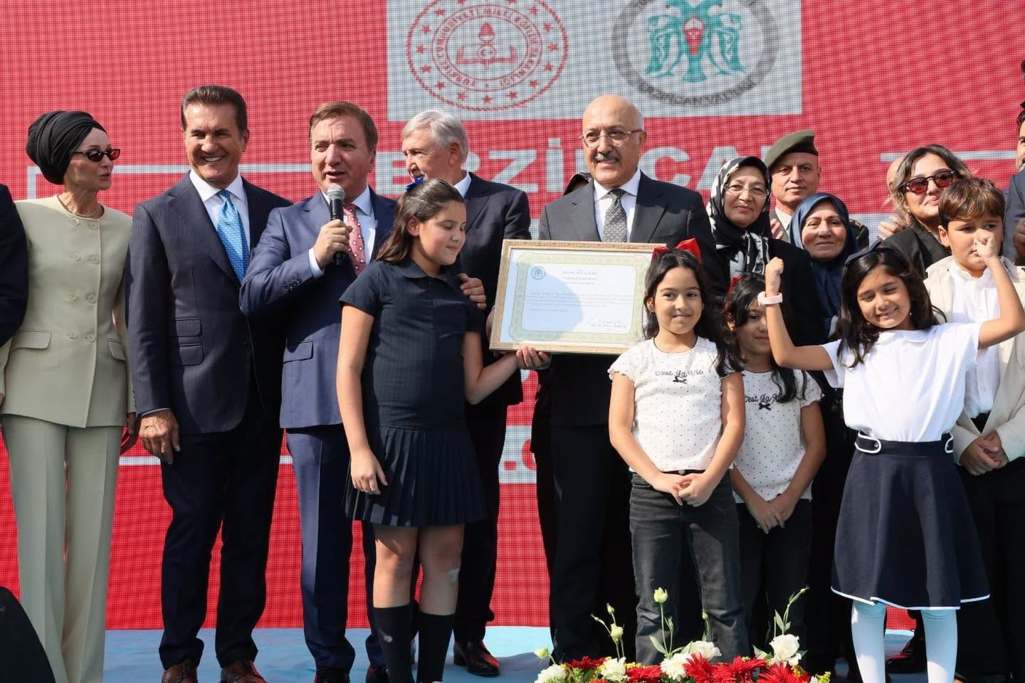 ERZİNCAN'DA HALİSE-MEHMET KARAKAYA ANAOKULU HİZMETE AÇILDI