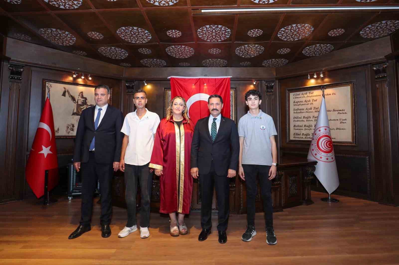 HATAY’DA 39’UNCU AHİLİK KÜLTÜRÜ HAFTASI KAPSAMINDA DÜZENLENEN PROGRAMDAN GÖRÜNTÜLER.