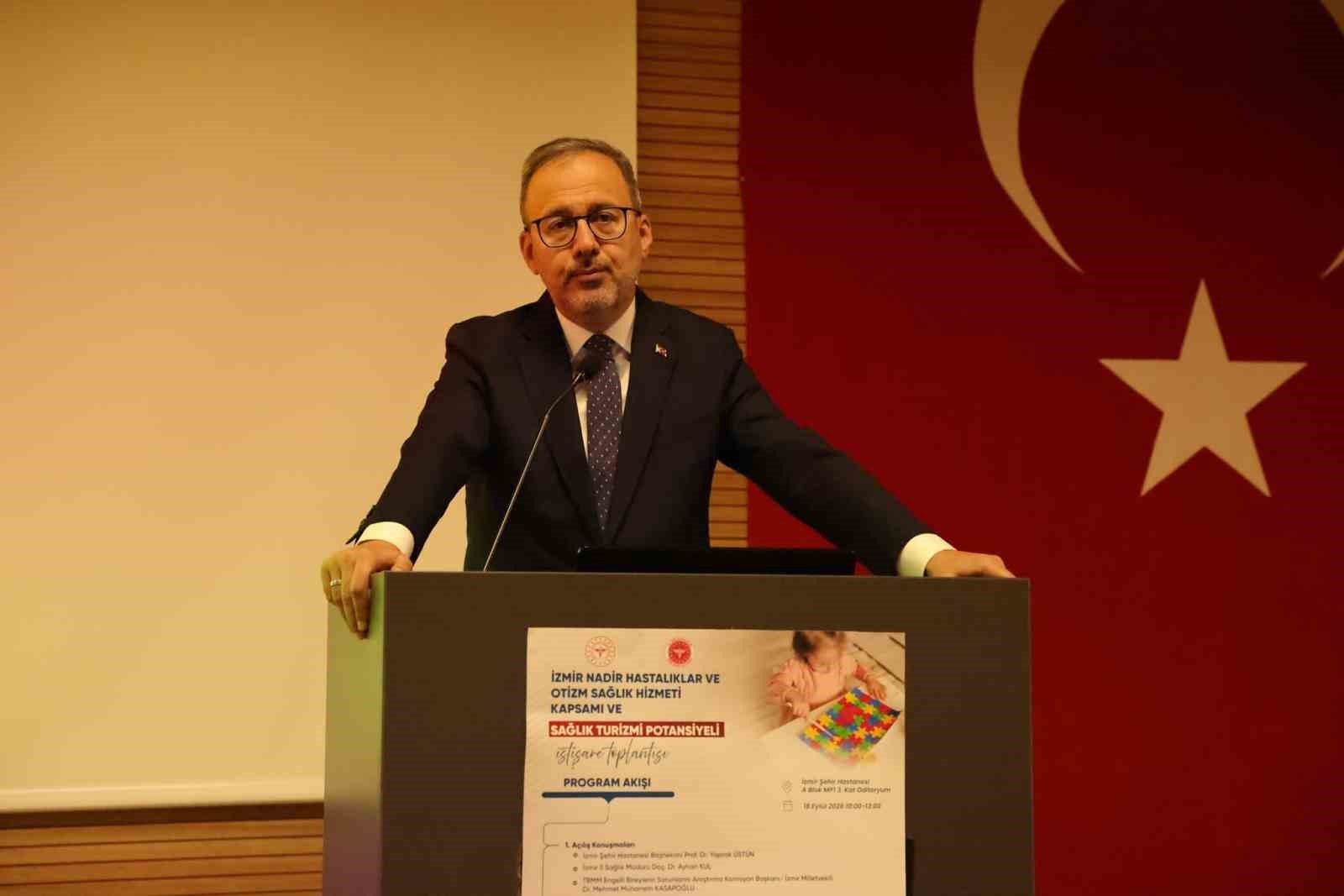 ÖNCEKİ DÖNEM GENÇLİK VE SPOR BAKANI, AK PARTİ İZMİR MİLLETVEKİLİ VE TBMM ENGELLİ BİREYLERİN SORUNLARINI ARAŞTIRMA KOMİSYONU BAŞKANI DR. MEHMET MUHARREM KASAPOĞLU, İZMİR ŞEHİR HASTANESİ’NDE DÜZENLENEN 'İZMİR NADİR HASTALIK SAĞLIK HİZMETİ KAPSAMI VE SAĞLIK TURİZMİ POTANSİYELİ İSTİŞARE TOPLANTISI'NDA K