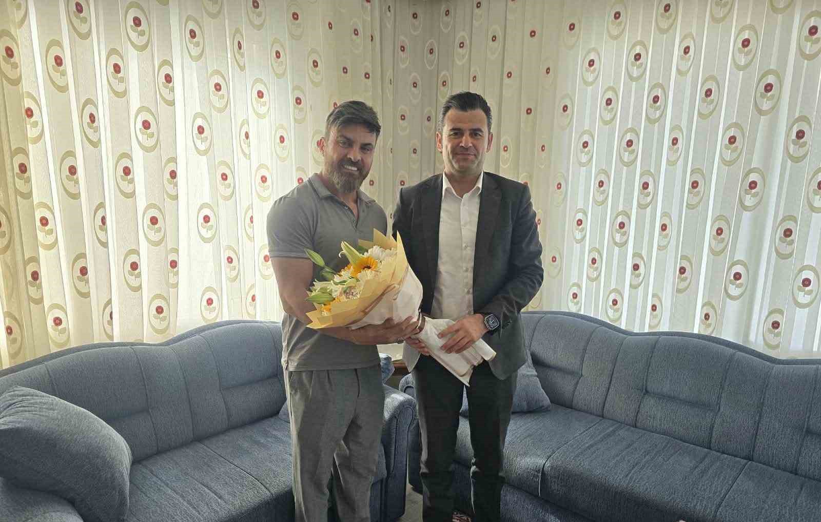 MERSİN’İN AKDENİZ İLÇESİNDE, 19 EYLÜL GAZİLER GÜNÜ DOLAYISIYLA GAZİLER VE AİLELERİ EVLERİNDE ZİYARET EDİLDİ.