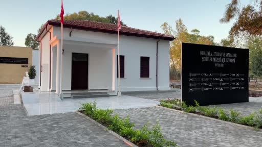 Kuzey Kıbrıs Türk Cumhuriyeti (KKTC) Cumhurbaşkanı Tufan Erhürman, Muratağa-Atlılar-Sandallar Şehitler Müzesi’nin açılış töreninde, "Kıbrıs Türk halkı bu adadaki eşitlik ve güvenlik haklarından asla vazgeçmeyecektir. Kıbrıs Türk halkı asla azınlık olmayacaktır" dedi.