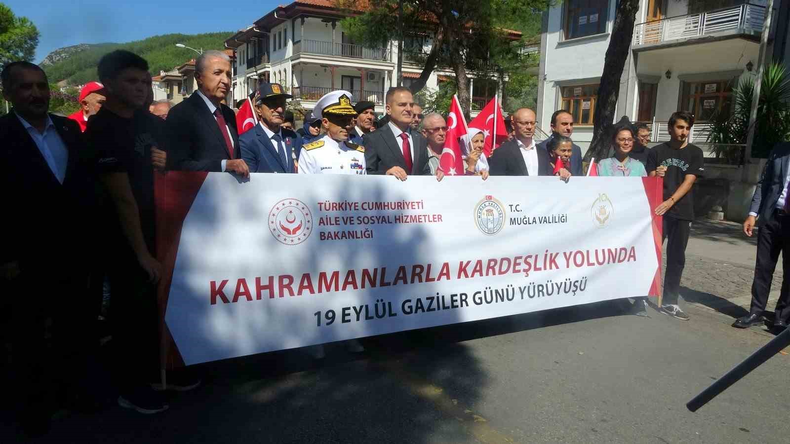 MUĞLA’DA GAZİLER HAFTASI KAPSAMINDA ‘KAHRAMANLARLA KARDEŞLİK YOLUNDA’ YÜRÜYÜŞÜ DÜZENLENDİ