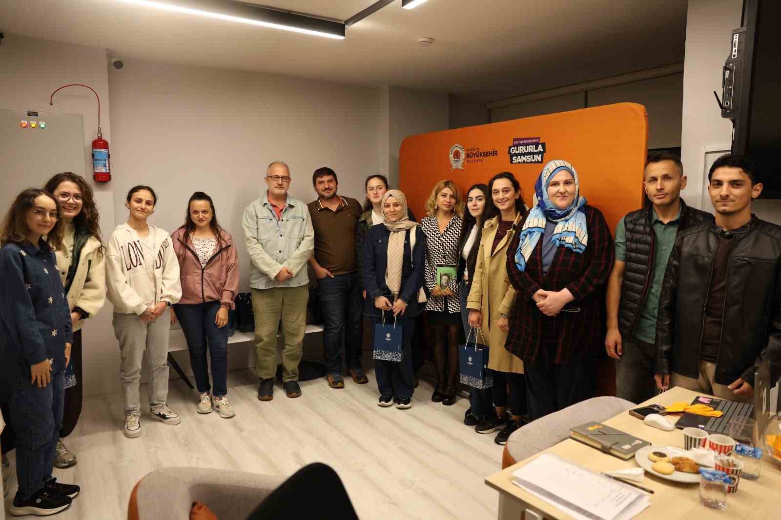 – SAMSUN BÜYÜKŞEHİR BELEDİYESİ TARAFINDAN PETEK GENÇLİK MERKEZİ’NDE DÜZENLENEN KÖRFEZ AYLIK KİTAP KULÜBÜ, KİTAPSEVERLERİ HER AY FARKLI BİR ESER ETRAFINDA BULUŞTURMAYA DEVAM EDİYOR. KULÜBÜN EYLÜL AYINDAKİ KİTABI İSE SABAHATTİN ALİ’NİN “KUYUCAKLI YUSUF” ADLI ROMANI OLDU.