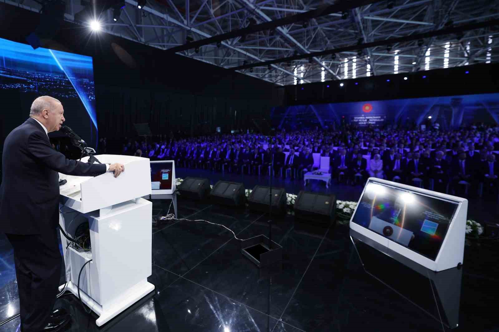 CUMHURBAŞKANI ERDOĞAN: "TÜRKİYE SİVİL HAVACILIKTA ŞAMPİYONLAR LİGİNE ÇIKARAK GÜCÜNE GÜÇ KATMIŞTIR" DEDİ.