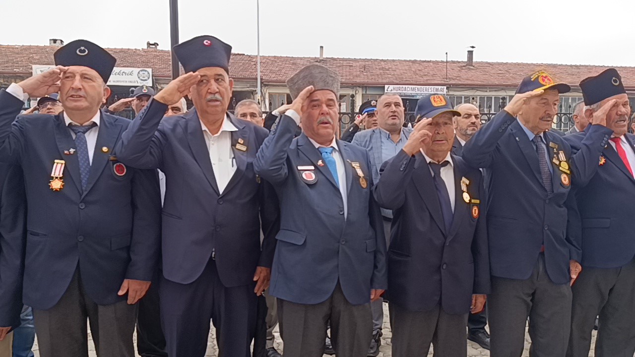 PAZARYERİ’NDE 19 EYLÜL GAZİLER GÜNÜ ANLAMLI TÖRENLE KUTLANDI