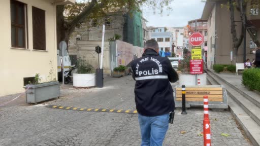 Bursa'da restorasyon alanında korkutan iş kazası: İşçi kolunu iş makinesine kaptırdı