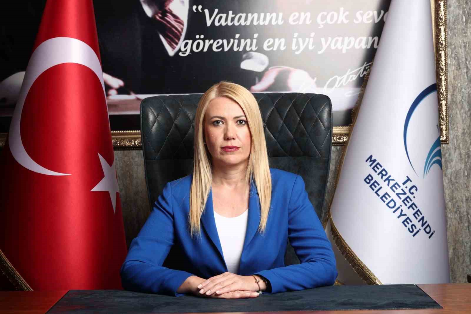 MERKEZ EFENDİ BELEDİYE BAŞKANI ŞENİZ DOĞAN, 19 EYLÜL GAZİLER GÜNÜ DOLAYISIYLA BİR KUTLAMA MESAJI YAYIMLADI.