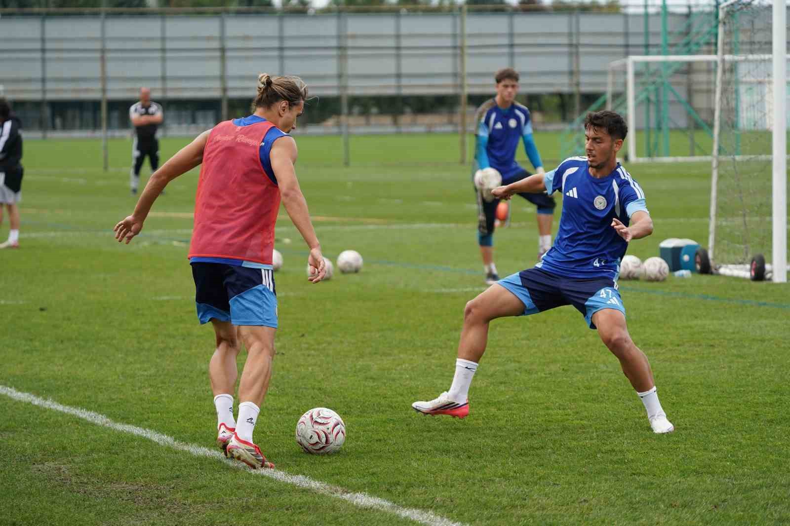 TRENDYOL SÜPER LİG’İN 6. HAFTASINDA DEPLASMANDA GÖZTEPE İLE KARŞILAŞACAK OLAN ÇAYKUR RİZESPOR, MÜSABAKANIN HAZIRLIKLARINA DEVAM ETTİ