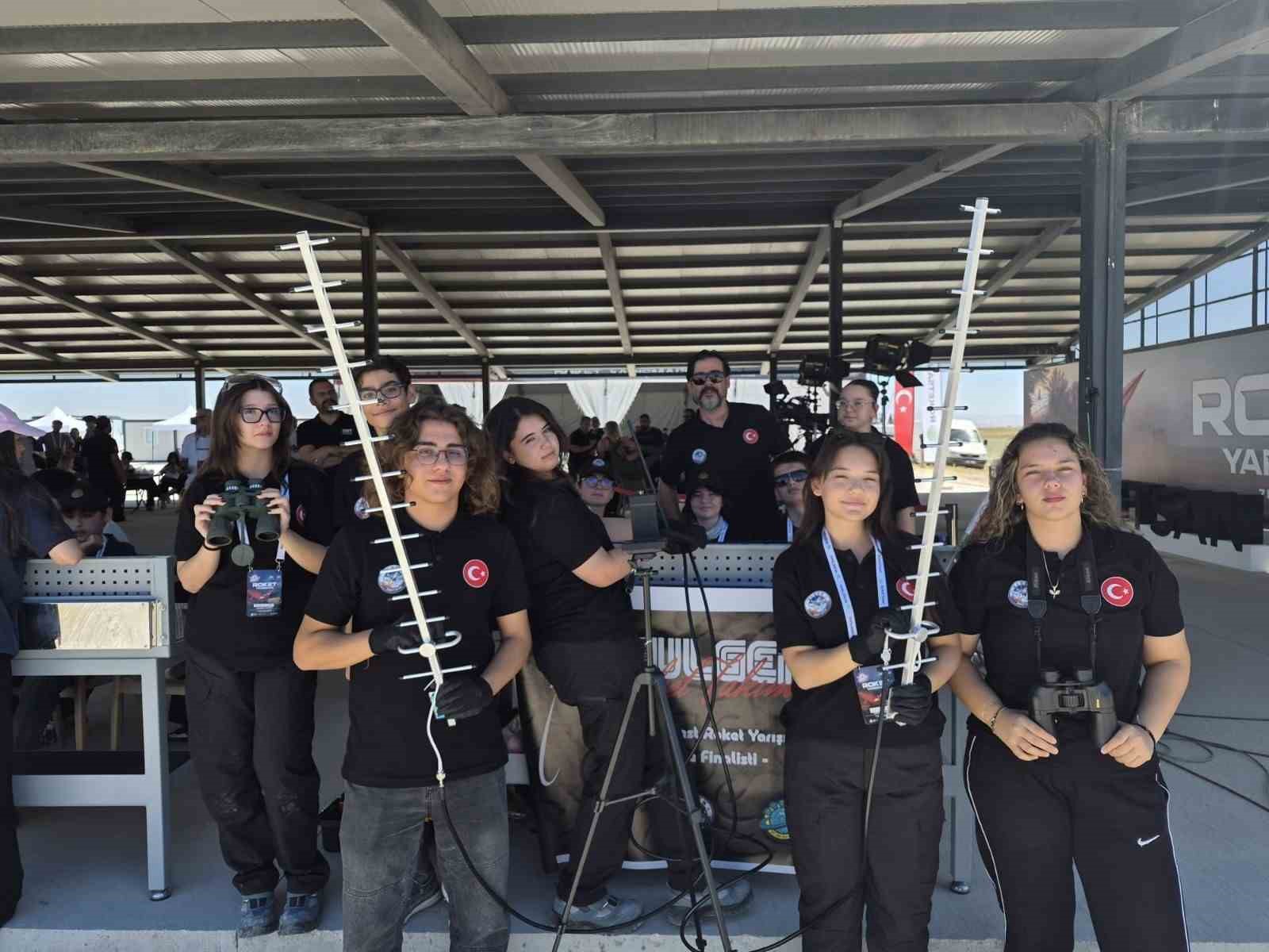 ÇİVRİL’İN ULGEN ROKET TAKIMI TEKNOFEST FİNALİNDE