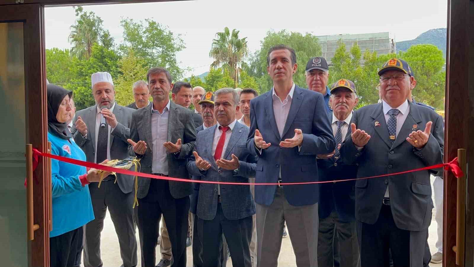 MERSİN’İN BOZYAZI İLÇESİNDE, ÇOCUK VE GENÇLERİN EĞİTİM, KÜLTÜR VE SOSYAL FAALİYETLERLE BULUŞMASINA KATKI SUNMASI AMACIYLA HAZIRLANAN OKUMA SALONU VE SOSYAL YAŞAM ALANI PROJESİ, DÜZENLENEN TÖRENLE HİZMETE AÇILDI.