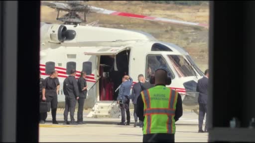 Cumhurbaşkanı Erdoğan, İstanbul Havalimanı'ndaki açılış için alana helikopterle geldi