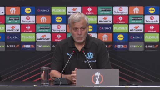 Marsilya Teknik Direktörü Bruno Genesio, Beşiktaş karşısında aldıkları 4-1’lik mağlubiyetin ardından yaptığı açıklamada, zor bir dönemden geçtiklerini ancak istifa etmeyi düşünmediğini ve daha iyi olmak için çalışmaya devam edeceklerini söyledi.