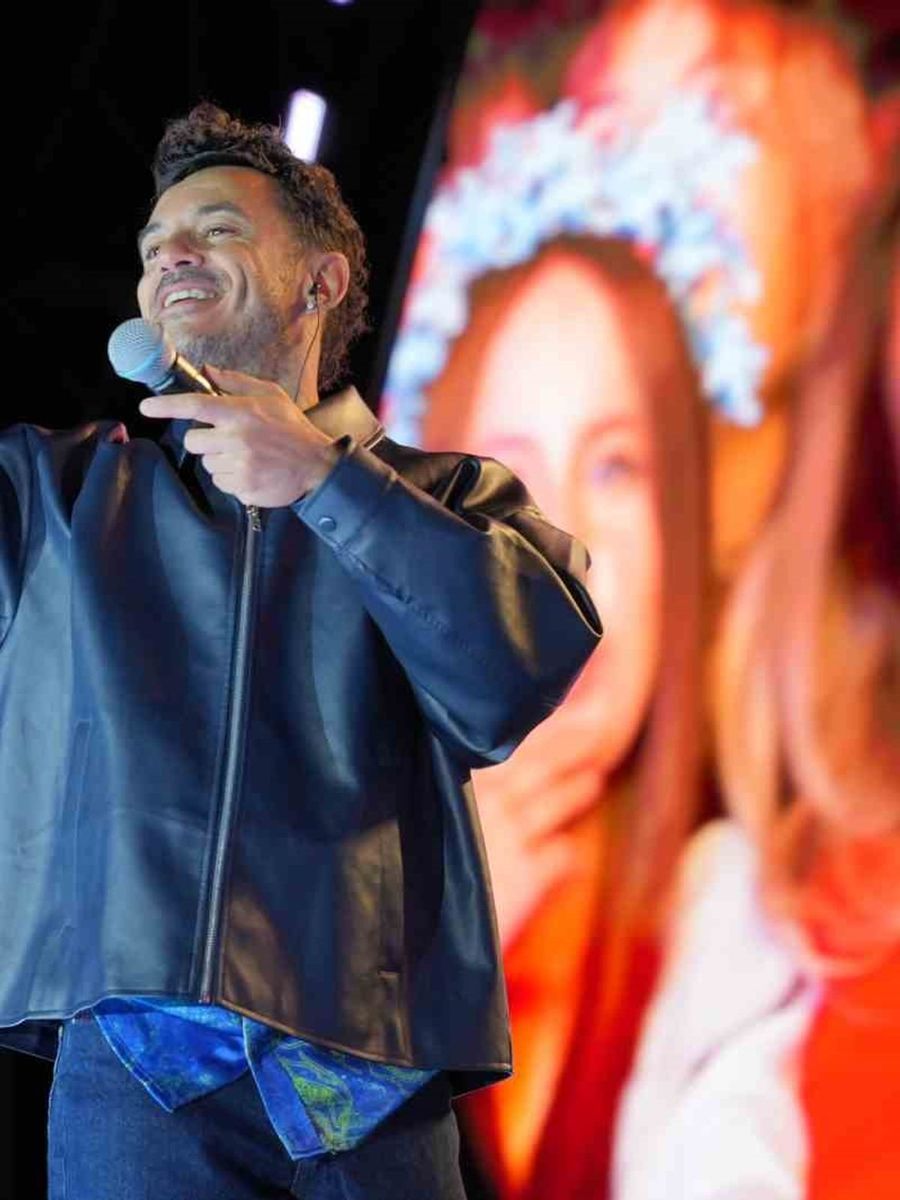Erzurum’da festival sahnesi Buray’la renklendi