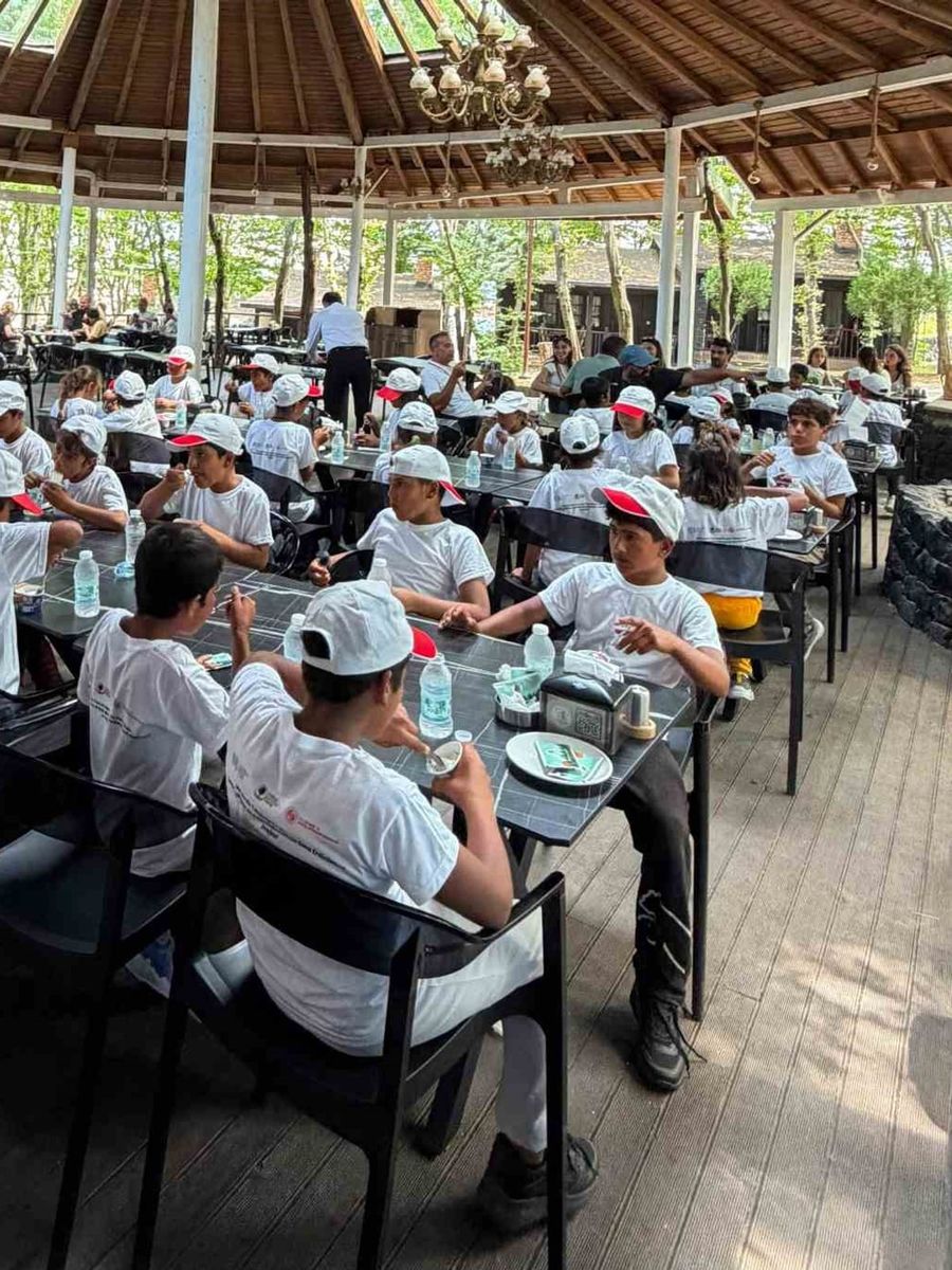 Fatsa’da mevsimlik tarım işçilerinin çocukları hem eğitim alıyor hem şehri tanıyor