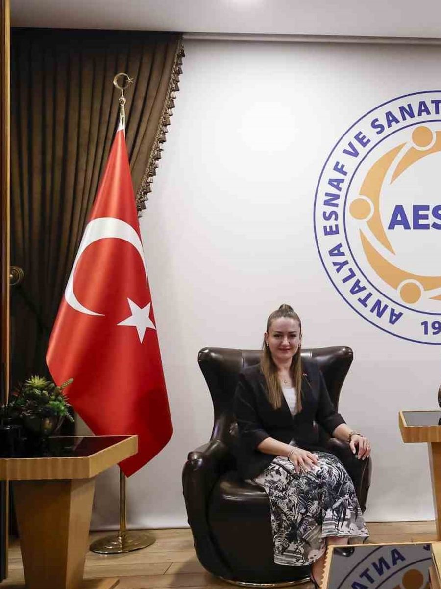 Başkan Vekili Özdemir: "Esnafımız bizim çözüm ortağımız"