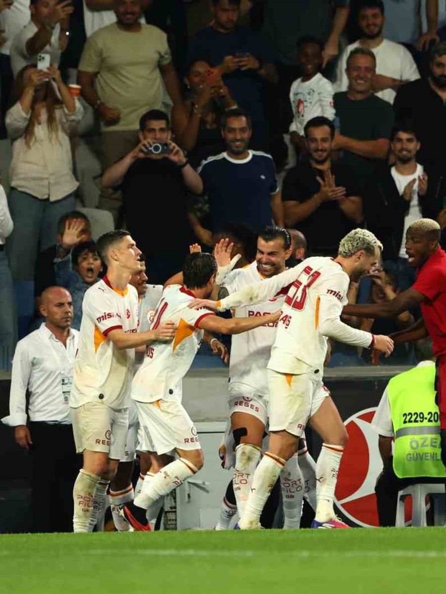 GALATASARAY, BAŞAKŞEHİR İLE TRENDYOL SÜPER LİG'DE OYNADIĞI SON 9 MAÇI KAZANDI.