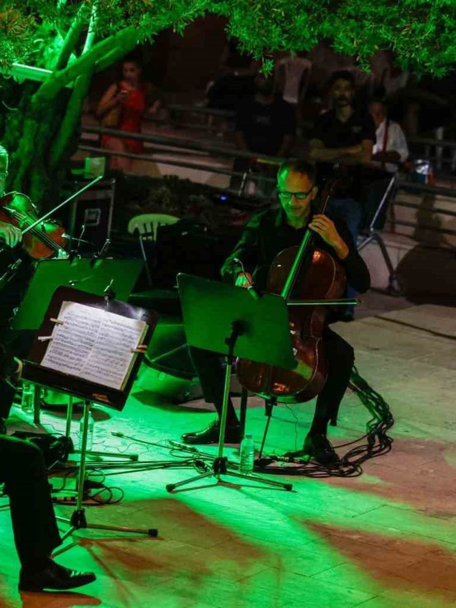 MACAR YAYLI ÇALGILAR TOPLULUĞU SOMOGYİ QUARTET, İZMİRLİ SANATSEVERLERE UNUTULMAZ BİR MÜZİK ŞÖLENİ YAŞATTI.