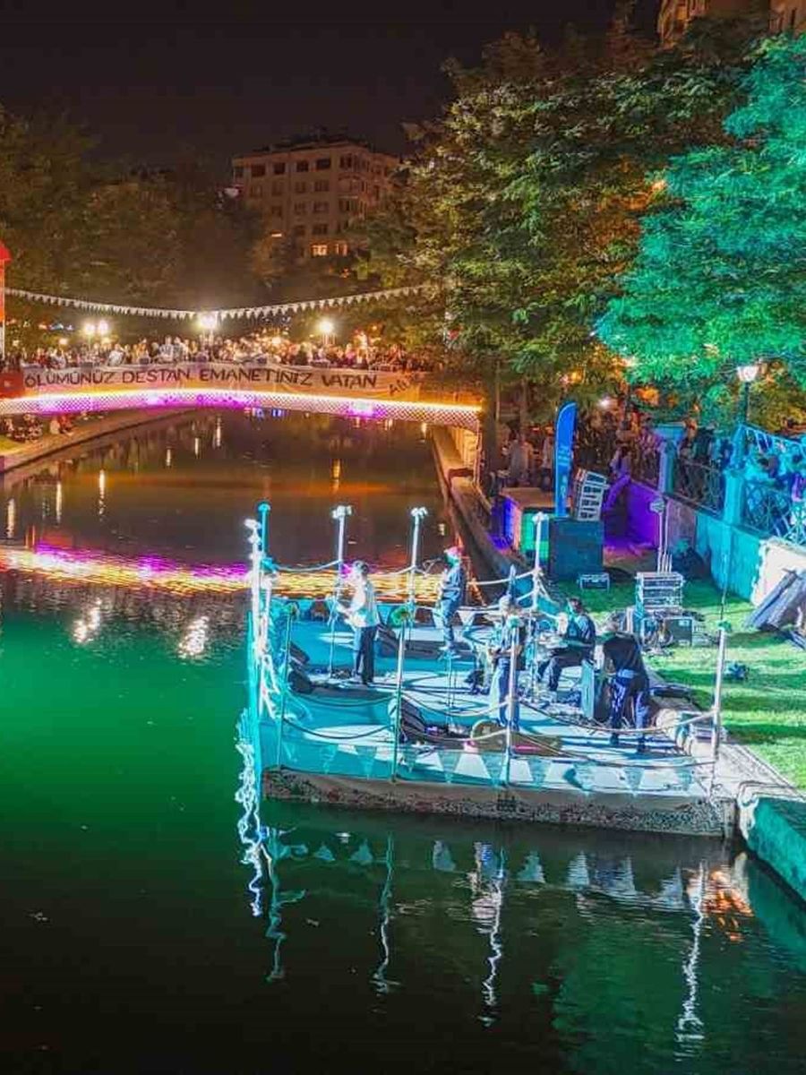 Uluslararası Eskişehir Porsuk Festivalin’de renkli günler sürüyor