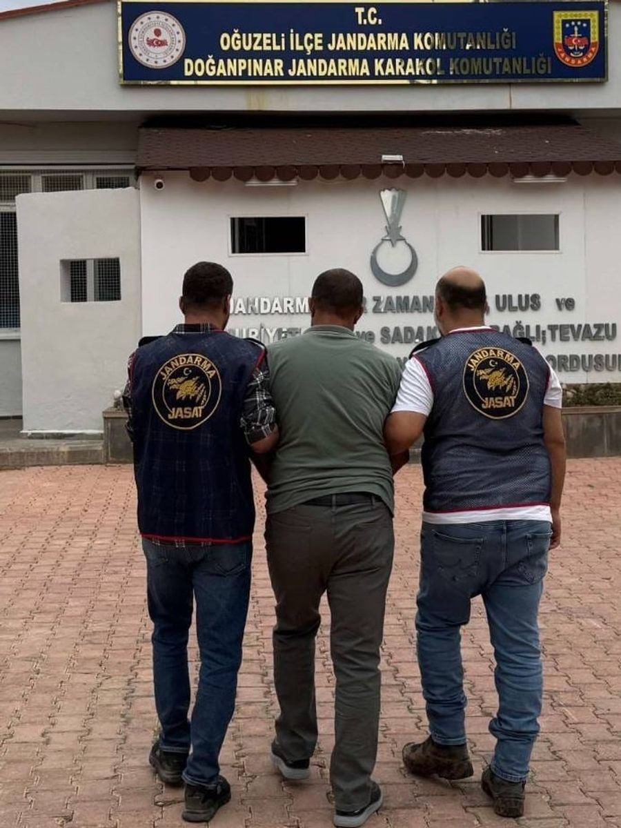 Kesinleşmiş 27 yıl cezayla aranan şahıs yakalandı