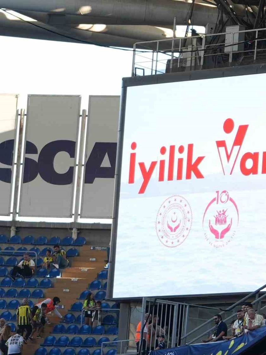 Fenerbahçe - Beşiktaş derbisinde ’İyilik var’ mesajı