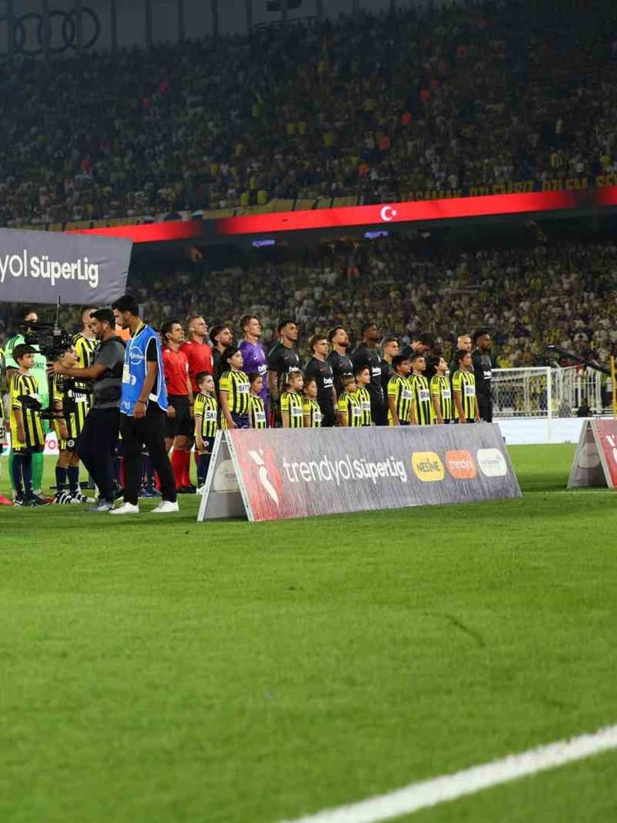 Trendyol Süper Lig: Fenerbahçe: 0 - Beşiktaş: 0 (Maç devam ediyor)