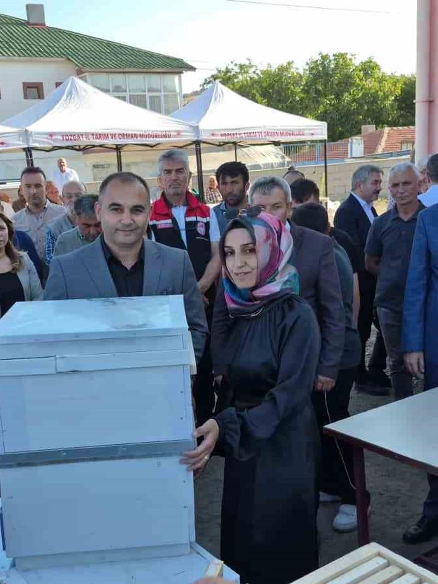 Yozgat’ta arıcılara hibe destekli kovan dağıtımı yapıldı