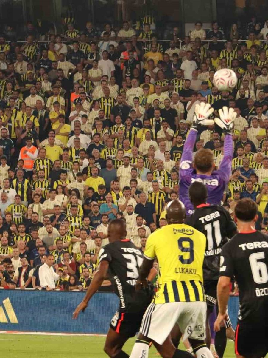 Fenerbahçe 4. haftada 2. yenilgisini aldı