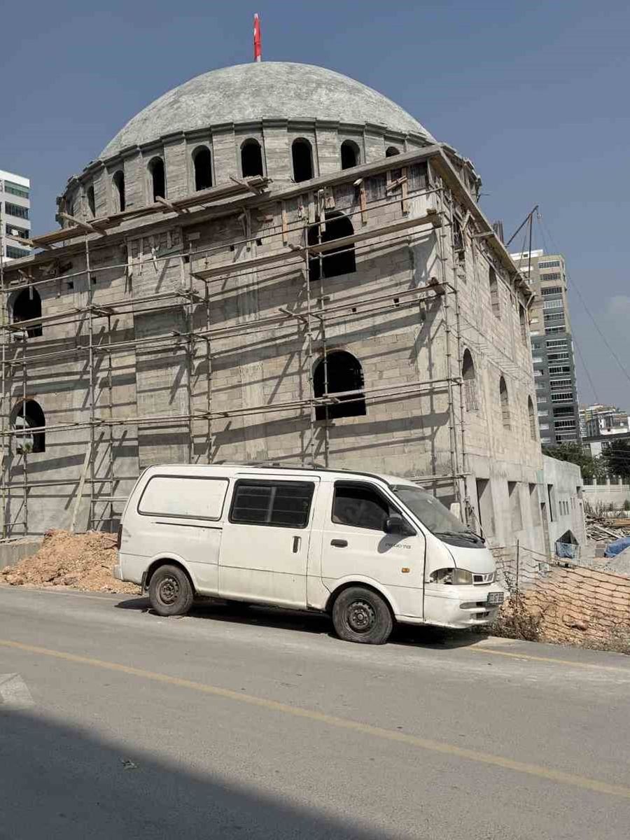 Gece bekçi inşaatta ölü bulundu