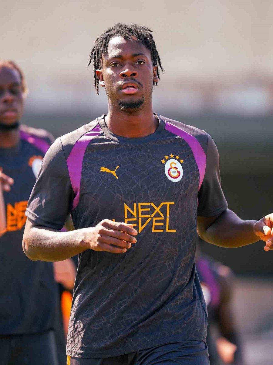 Galatasaray, Sporting maçı hazırlıklarını sürdürdü