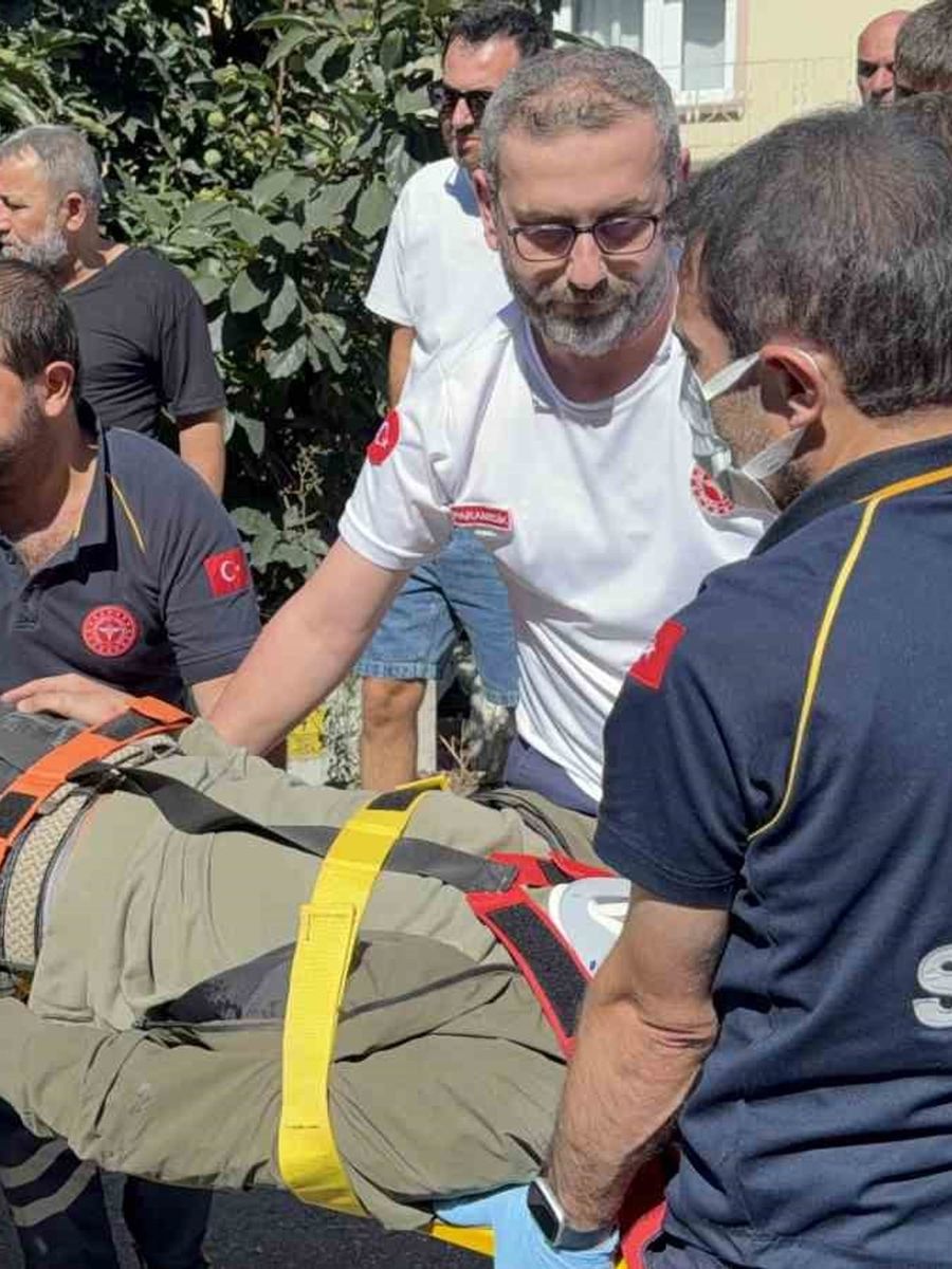 Samsun’da motosiklet ile otomobil çalışması sonucu 2 kişi yaralandı