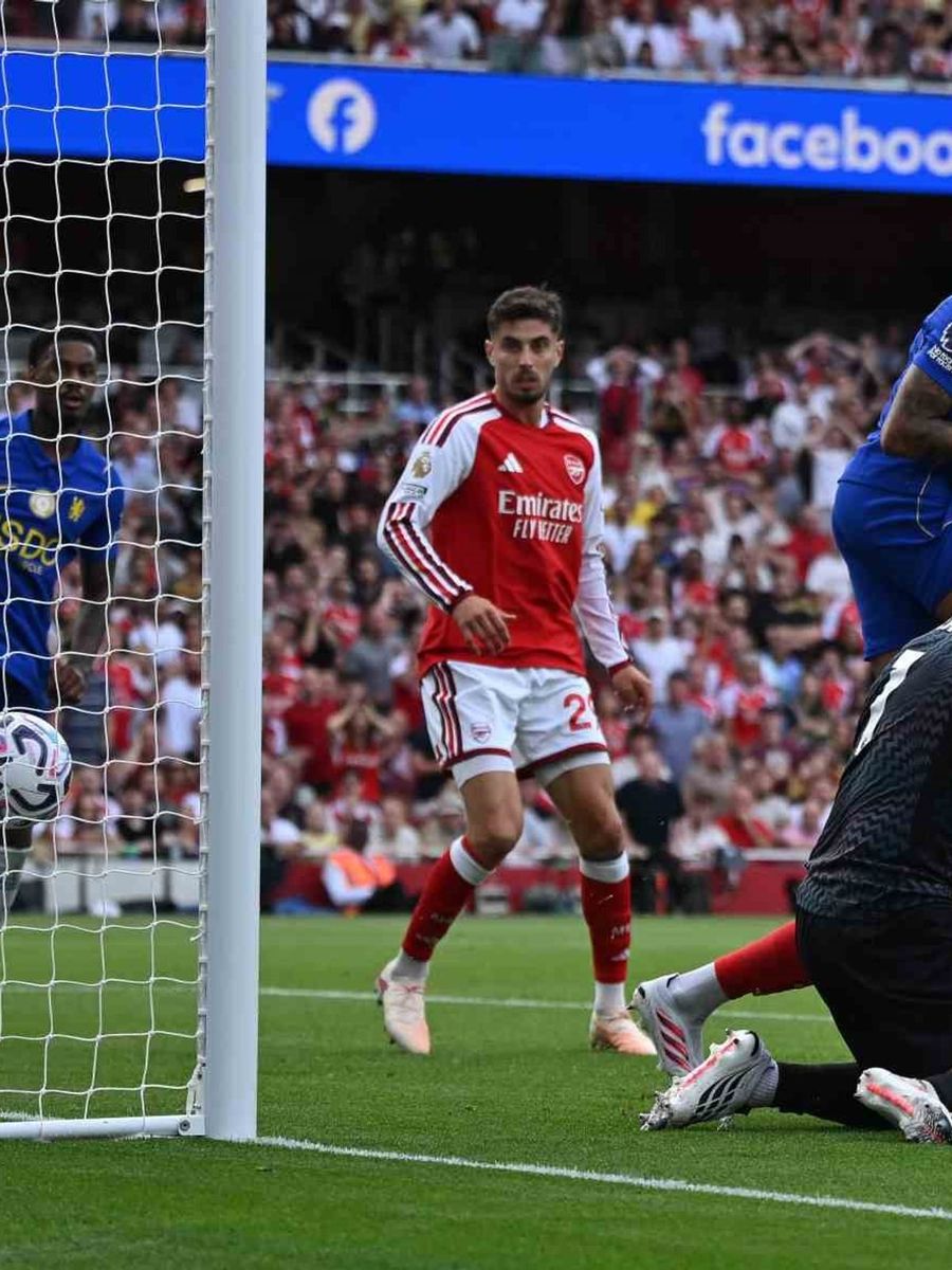 Londra derbisinde kazanan Arsenal