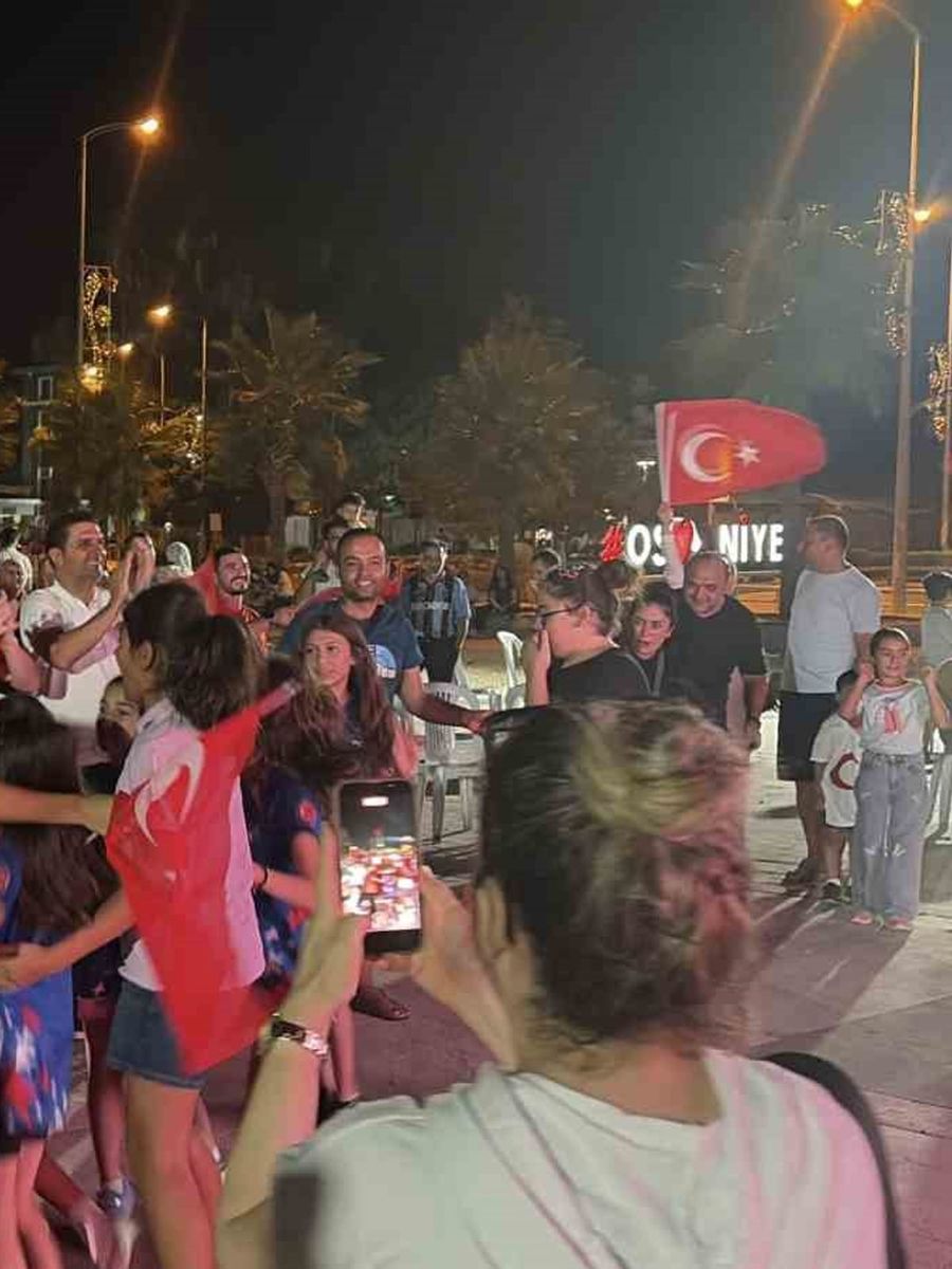 Filenin Sultanları’nın Avrupa şampiyonluğu Osmaniye’de coşkuyla kutlandı