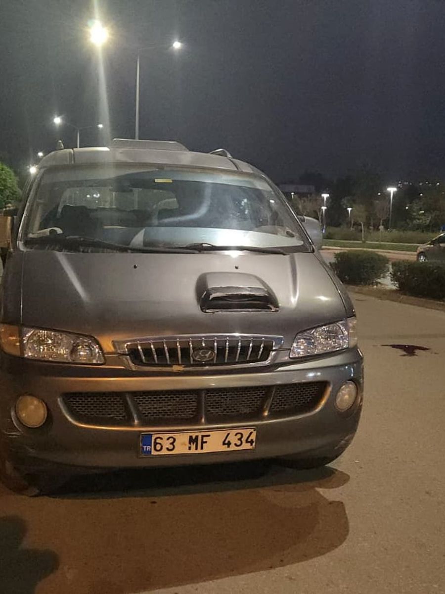 İskenderun’da geri manevra yapan aracın çarptığı kadın ağır yaralandı